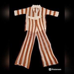 Solitaire Woman's Size M Two Piece Knit Pant Suit